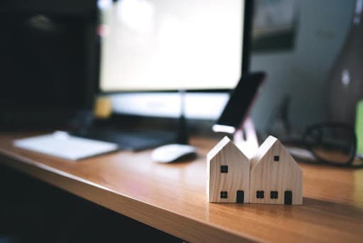 Comprendre les Différents Types de Syndic de Copropriété